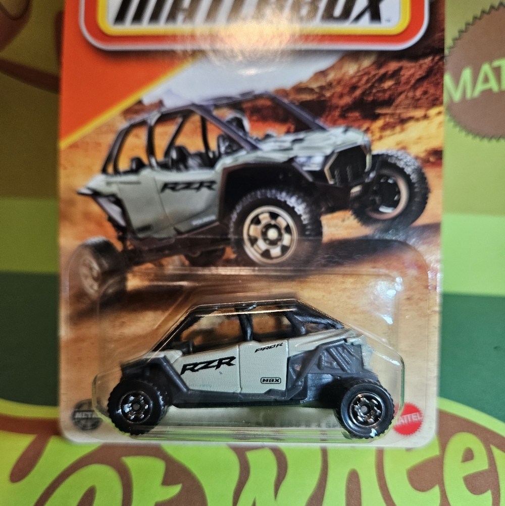 Matchbox 2025 Polaris RZR Off-Road Vehicle - Black and Gray - Picture 3 of 4